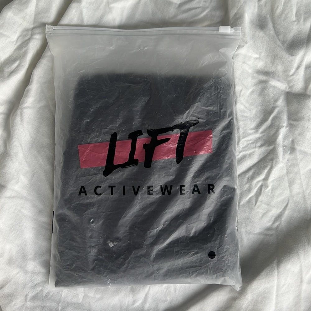 Womens leggings NWT